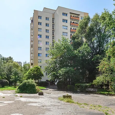 Shortstaypoland Anielewicza B130